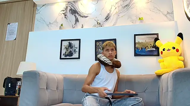 GOLD BOYS online show from 05-16-26, 07:29