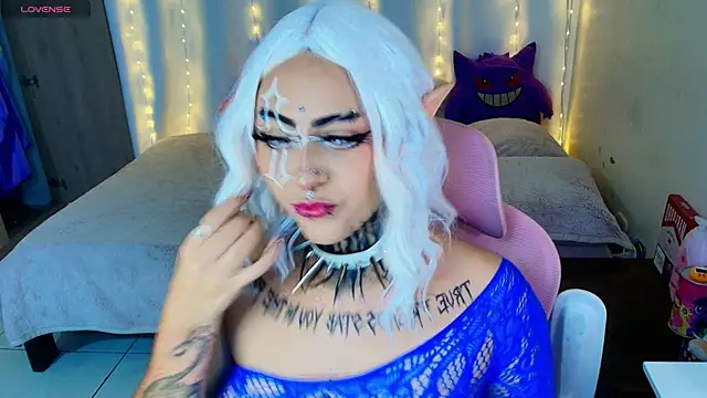 maliciaXpoison online show from 05-19-26, 01:56