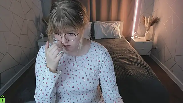 luna c0ra online show from 03-27-26, 01:03