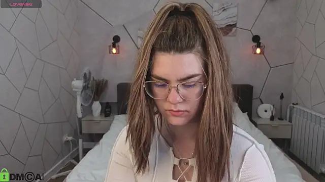 Snapshot of zoe_j0y chatting on 02-20-26, 06:26 zoe j0y online show from 02-20-26, 06:26