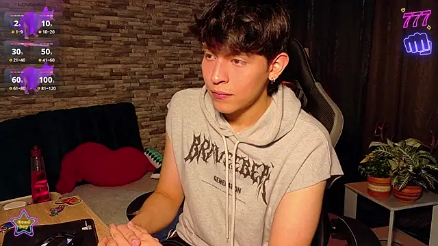 Snapshot of _-Lucky-_ chatting on 03-01-26, 09:15 -Lucky- online show from 03-01-26, 09:15