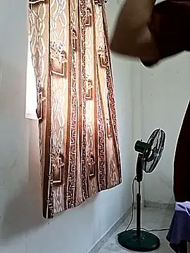 Snapshot of Queen_Saara chatting on 02-24-26, 06:58 Queen Saara online show from 02-24-26, 06:58