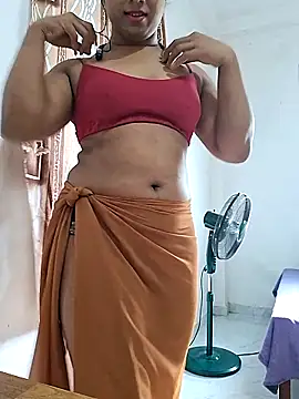 Snapshot of Queen_Saara chatting on 02-23-26, 10:49 Queen Saara online show from 02-23-26, 10:49