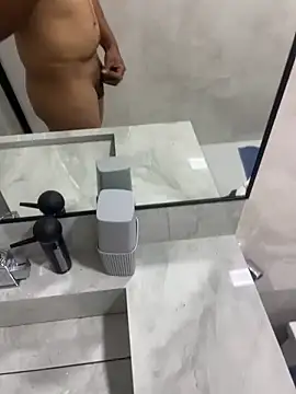 twink231 online show from 04-07-26, 12:01