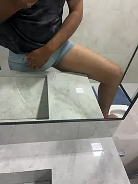 twink231 online show from 04-10-26, 01:23