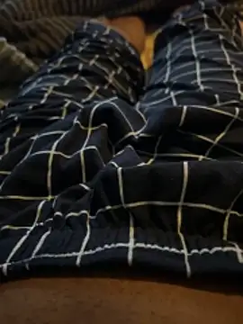 Snapshot of Jozi_Teen chatting on 02-15-26, 04:50 Jozi Teen online show from 02-15-26, 04:50