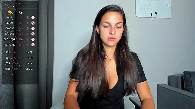 Snapshot of AngelGabe chatting on 06-10-26, 06:31 AngelGabe online show from 06-10-26, 06:31