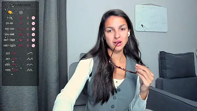 Snapshot of AngelGabe chatting on 06-25-26, 06:46 AngelGabe online show from 06-25-26, 06:46