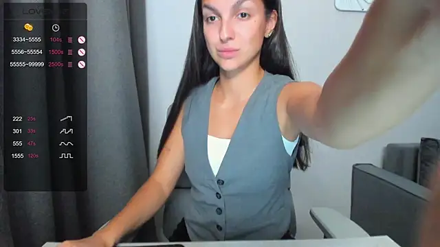 Snapshot of AngelGabe chatting on 06-19-26, 05:52 AngelGabe online show from 06-19-26, 05:52
