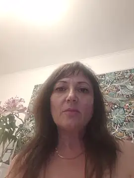 SaraGina online show from 04-05-26, 08:37