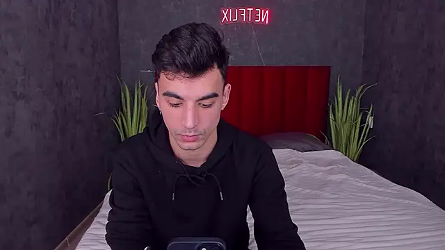 Slendy Knox online show from 02-19-26, 01:52