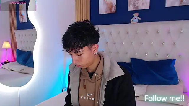Aiden Rivers  online show from 04-24-26, 12:51