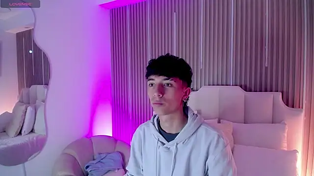 Aiden Rivers  online show from 03-01-26, 01:00