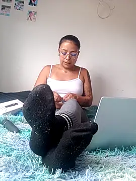 Chanelwill online show from 04-10-26, 03:52