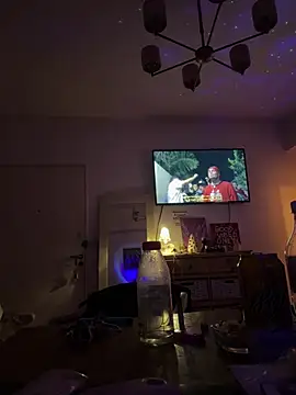 FrutillitaXX online show from 04-05-26, 08:10