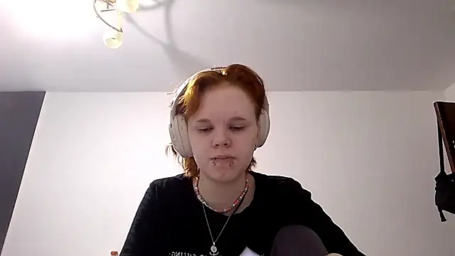 CurlaPettyBom online show from 02-28-26, 08:25