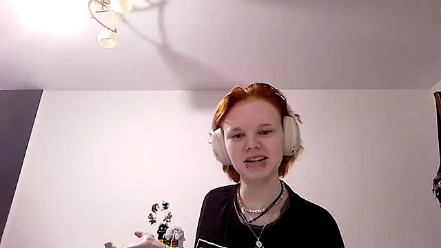 CurlaPettyBom online show from 02-27-26, 08:14