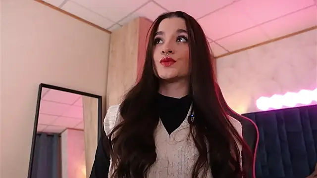 LucyDeLuca online show from 03-02-26, 08:10