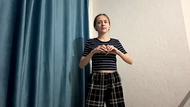 Snapshot of StaticBliss chatting on 03-01-26, 01:16 StaticBliss online show from 03-01-26, 01:16