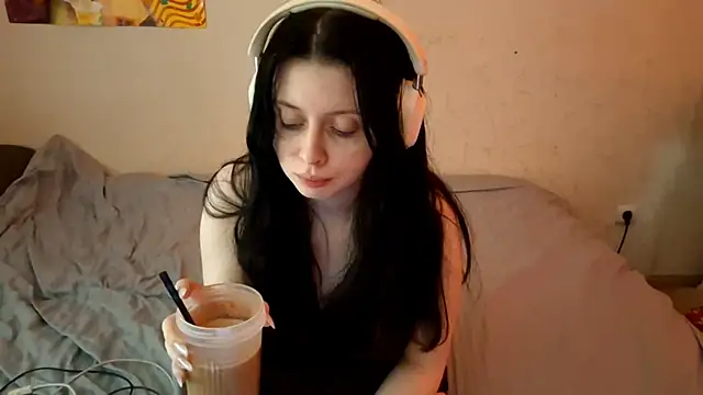 Snapshot of MindyMinty chatting on 03-24-26, 03:28 MindyMinty online show from 03-24-26, 03:28