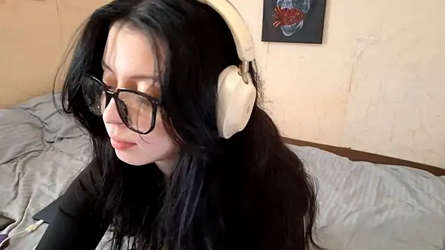 Snapshot of MindyMinty chatting on 02-27-26, 03:07 MindyMinty online show from 02-27-26, 03:07