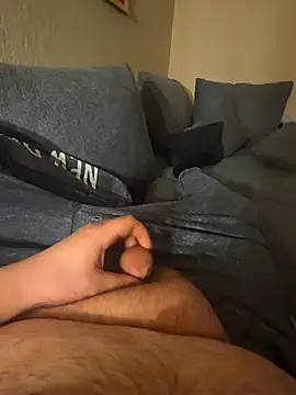 Snapshot of EdVonSchleck5 chatting on 02-20-26, 11:28 EdVonSchleck5 online show from 02-20-26, 11:28