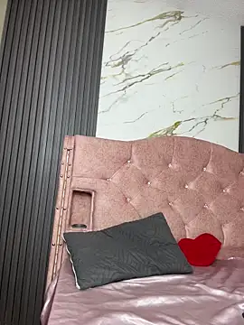 Aylin fire online show from 03-13-26, 06:57