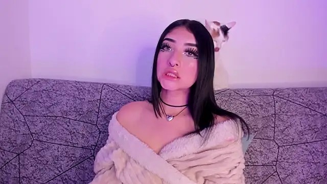 Snapshot of Kattengel_ chatting on 06-18-26, 10:59 Kattengel online show from 06-18-26, 10:59