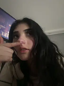 Snapshot of Kattengel_ chatting on 07-01-26, 11:49 Kattengel online show from 07-01-26, 11:49