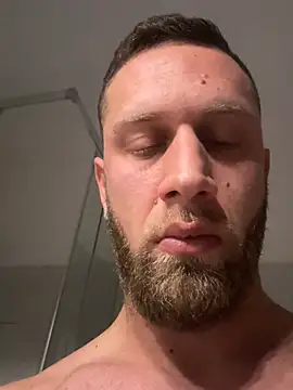 Snapshot of Tiziano94 chatting on 02-21-26, 12:40 Tiziano94 online show from 02-21-26, 12:40