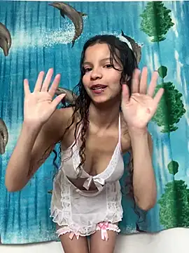 Snapshot of soffii-estrella chatting on 02-25-26, 08:03 soffii-estrella online show from 02-25-26, 08:03