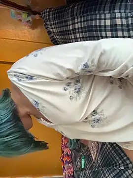 Snapshot of susanita8 chatting on 02-17-26, 12:19 susanita8 online show from 02-17-26, 12:19