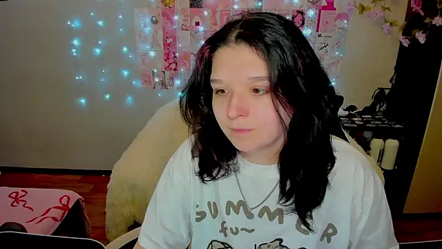 Snapshot of Kate_Acid chatting on 02-23-26, 12:12 Kate Acid online show from 02-23-26, 12:12