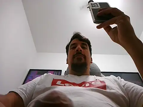 Loadedboyhot online show from 03-06-26, 04:07