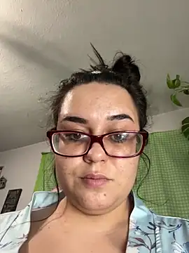 Snapshot of Princesleeanne chatting on 02-16-26, 07:18 Princesleeanne online show from 02-16-26, 07:18