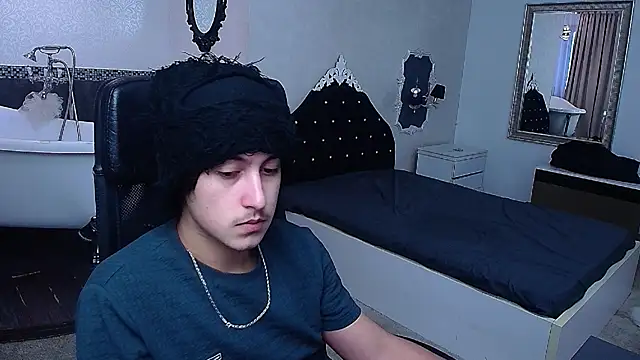 Snapshot of GriffinDane chatting on 02-20-26, 05:26 GriffinDane online show from 02-20-26, 05:26