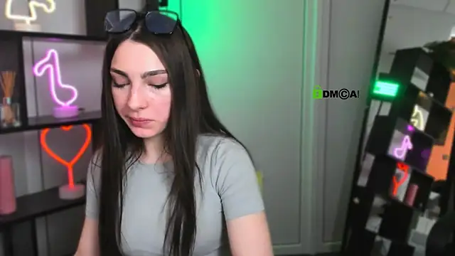 jenny donne online show from 03-11-26, 12:54