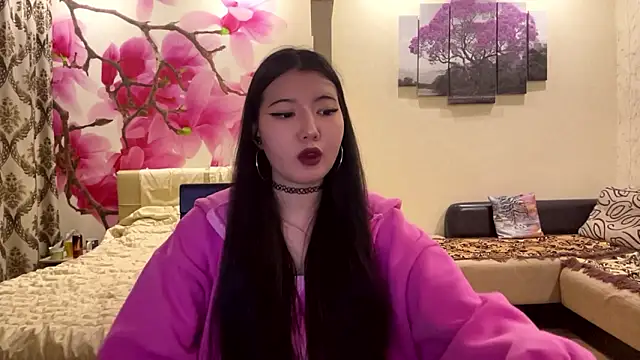 MaeRaads online show from 03-03-26, 06:48