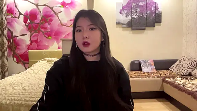 MaeRaads online show from 03-25-26, 06:18