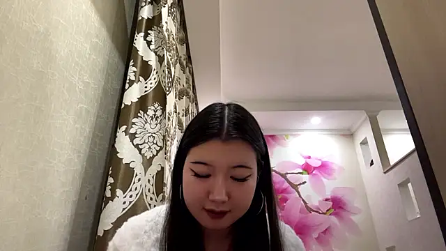 Snapshot of MaeRaads chatting on 02-27-26, 06:30 MaeRaads online show from 02-27-26, 06:30