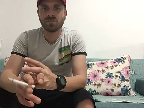 Snapshot of Scarbau chatting on 05-19-26, 06:15 Scarbau online show from 05-19-26, 06:15