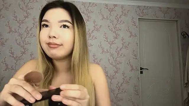 Snapshot of Elina_Mottel chatting on 03-02-26, 07:37 Elina Mottel online show from 03-02-26, 07:37