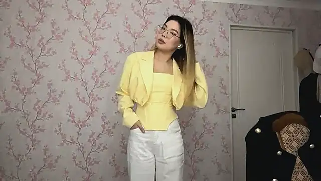 Snapshot of Elina_Mottel chatting on 02-24-26, 09:21 Elina Mottel online show from 02-24-26, 09:21