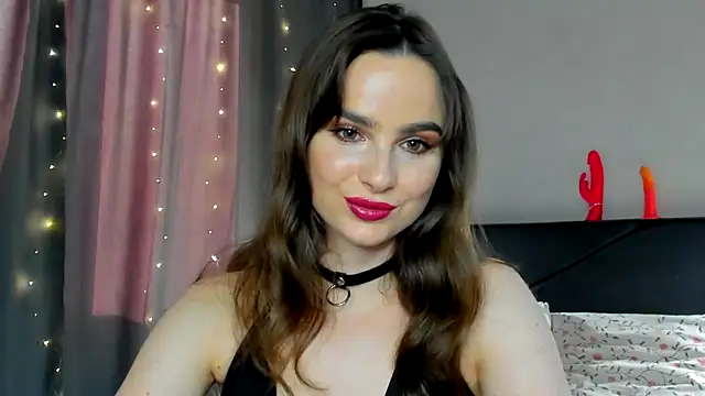 Snapshot of megann_fox2 chatting on 05-19-26, 03:08 megann fox2 online show from 05-19-26, 03:08