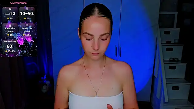 Snapshot of Maddy_Wood_ chatting on 07-04-26, 05:06 Maddy Wood online show from 07-04-26, 05:06