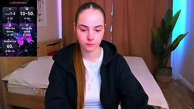 Maddy Wood  online show from 03-13-26, 03:06