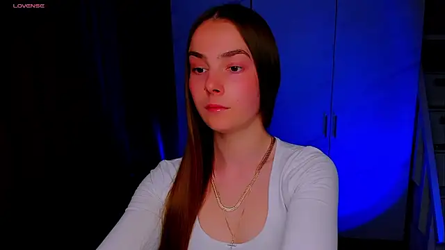 Snapshot of Maddy_Wood_ chatting on 06-12-26, 07:00 Maddy Wood online show from 06-12-26, 07:00