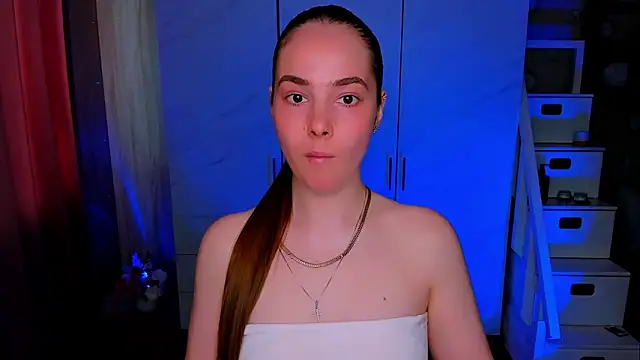 Maddy Wood  online show from 05-03-26, 10:53