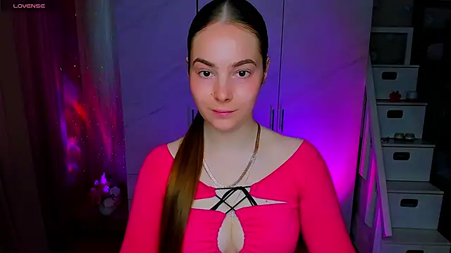 Maddy Wood  online show from 05-19-26, 09:27