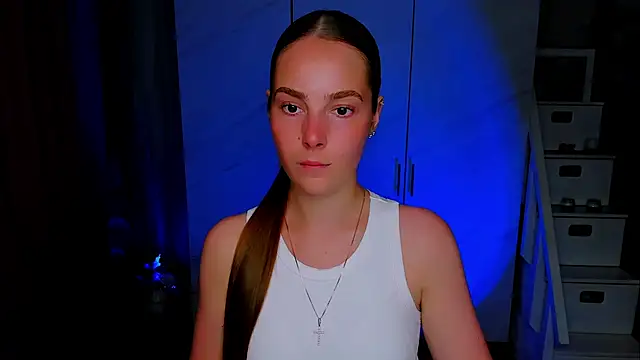 Snapshot of Maddy_Wood_ chatting on 07-10-26, 05:02 Maddy Wood online show from 07-10-26, 05:02